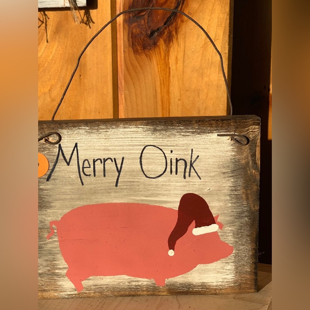 Rustic 'Merry Oink' Holiday Sign